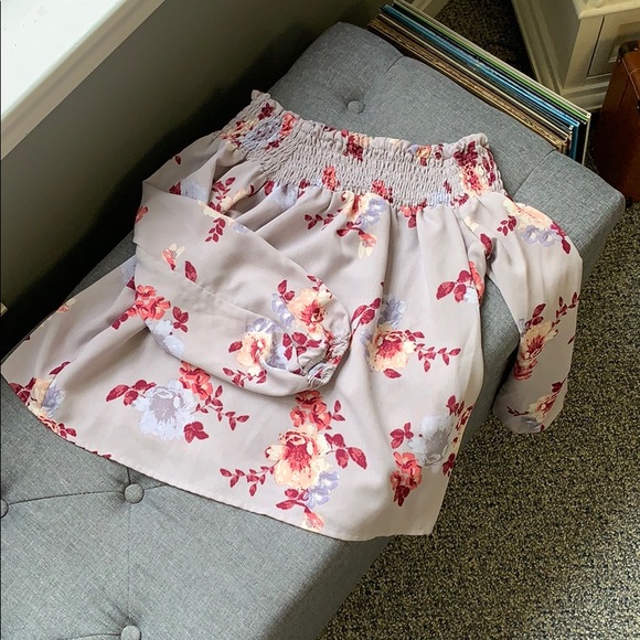 Lilac floral blouse - Picture 3 of 4